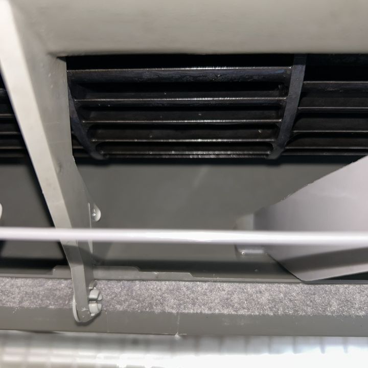 吹き出し口の奥の洗浄後